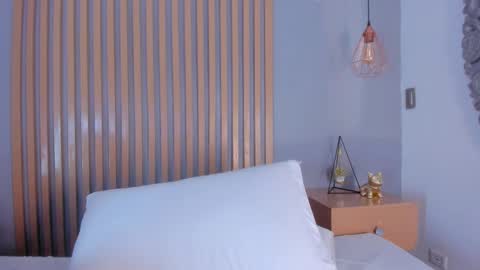 Aisha online show from October 29, 8:32 pm