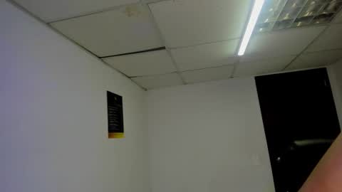 Aisha online show from March 4, 4:40 am