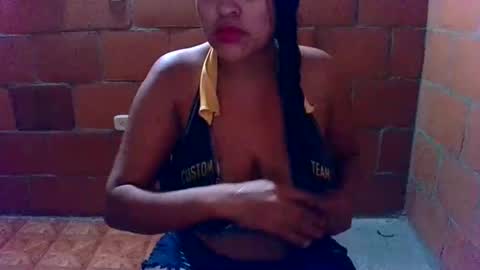 aisha koswell3 online show from November 29, 10:13 pm