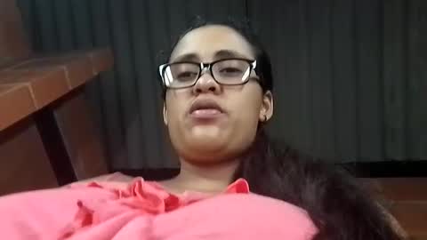 aisha koswell3 online show from February 18, 1:12 am