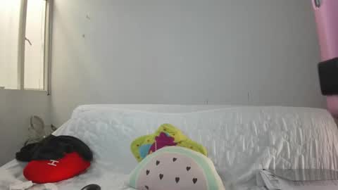 Snapshot of aisha_latina chatting on February 11, 3:17 pm Katie online show from February 11, 3:17 pm