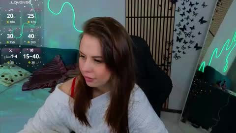 Aisha online show from November 7, 3:56 pm