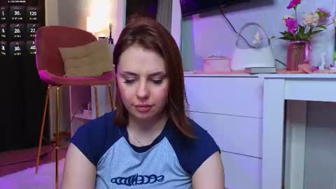 Aisha online show from June 25, 4:22 pm