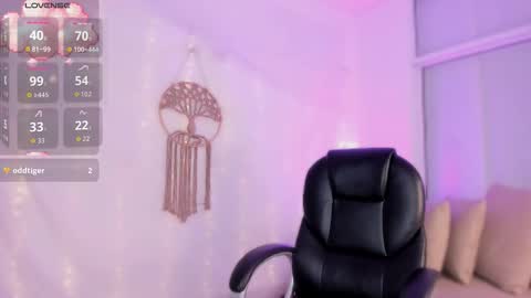 Snapshot of aisha_sakina chatting on October 2, 11:34 pm aisha online show from October 2, 11:34 pm