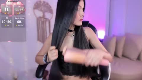 Snapshot of aisha_sakina chatting on October 3, 11:35 pm aisha online show from October 3, 11:35 pm