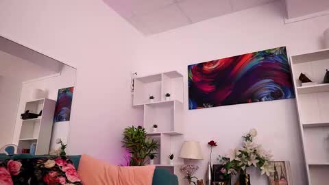 Aisha online show from November 18, 10:31 am