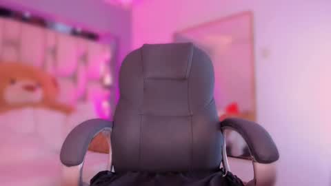 Snapshot of aishakassandra chatting on October 30, 11:22 am KASSANDRA online show from October 30, 11:22 am