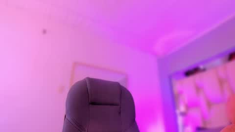 Snapshot of aishakassandra chatting on July 6, 3:03 pm KASSANDRA online show from July 6, 3:03 pm