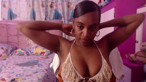 Aisha online show from December 17, 8:37 pm