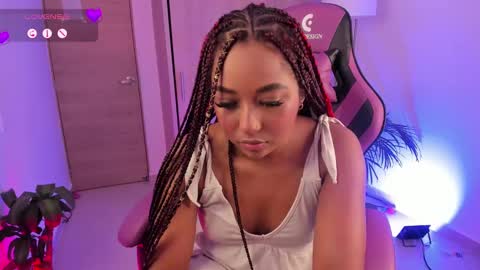 Snapshot of aisharose_ chatting on January 28, 9:50 pm Aisha online show from January 28, 9:50 pm