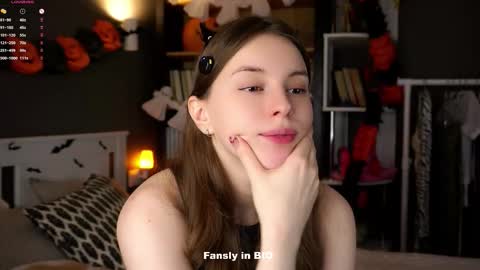 Aliza online show from October 31, 1:17 am