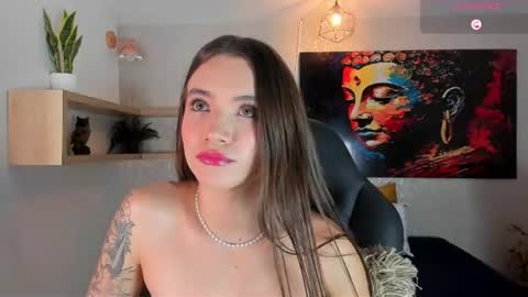 Snapshot of aitana_baker_ chatting on June 12, 2:21 am little aitana online show from June 12, 2:21 am