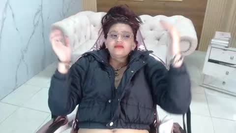 Snapshot of aitana_s chatting on March 21, 8:19 am aitana_s online show from March 21, 8:19 am