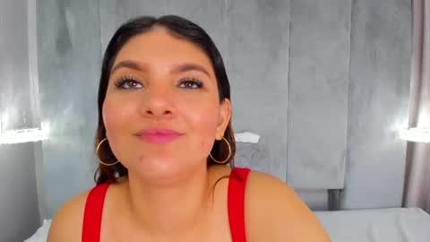 Snapshot of aitanajones1_ chatting on June 20, 3:26 pm Aitana online show from June 20, 3:26 pm