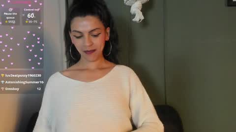 Snapshot of aitanna_garciia chatting on May 23, 11:09 pm Aitana Garcia online show from May 23, 11:09 pm