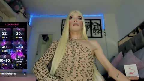 aiunii online show from February 16, 11:45 pm