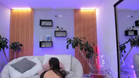 Snapshot of aixa_charless chatting on June 10, 12:04 pm Aixa online show from June 10, 12:04 pm
