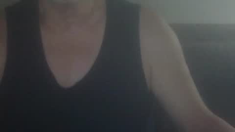 ajames6961 online show from June 1, 3:03 pm