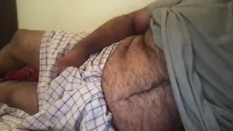 Snapshot of ajeeb_najeeb chatting on May 28, 10:18 pm BigHairyGuy online show from May 28, 10:18 pm