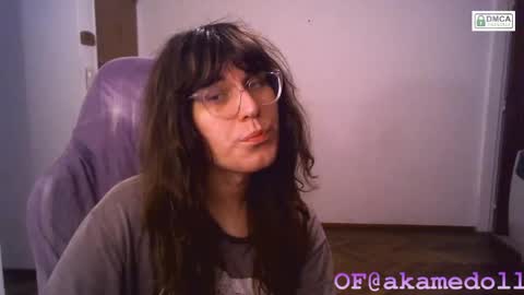 Snapshot of akamedolle chatting on June 6, 4:50 am Veronica Akame 3 online show from June 6, 4:50 am