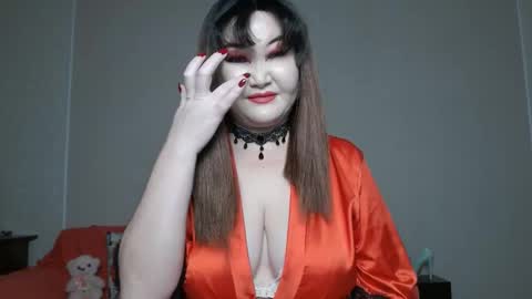 Snapshot of akanire chatting on December 15, 3:22 am Shelly online show from December 15, 3:22 am