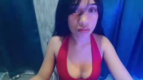 Snapshot of akari_yui chatting on April 29, 9:02 am REA online show from April 29, 9:02 am