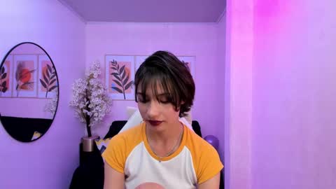 Azaka  online show from January 27, 3:39 pm