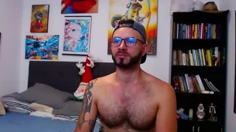 akiles online show from December 4, 12:08 am