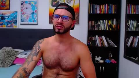 akiles online show from January 7, 9:57 pm