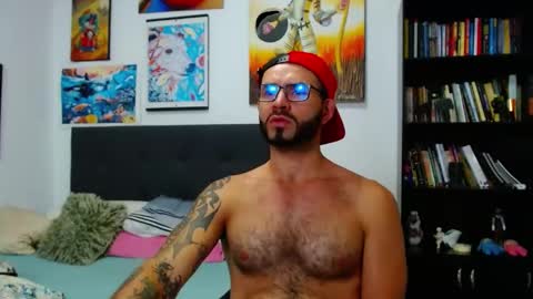 akiles online show from January 15, 1:34 am