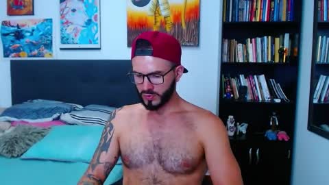 akiles online show from February 18, 2:05 am