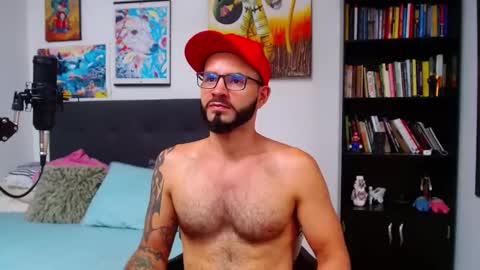 akiles online show from March 7, 9:17 pm