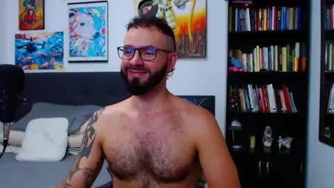 akiles online show from September 29, 11:31 pm