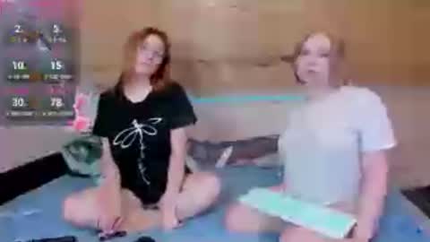 Snapshot of akina_mist chatting on July 10, 5:59 pm Ask me online show from July 10, 5:59 pm
