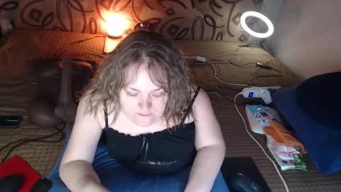 Snapshot of akindmodel chatting on January 19, 11:45 am Natalie online show from January 19, 11:45 am