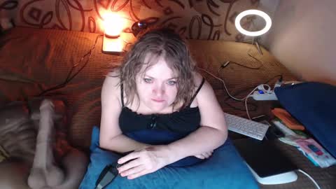 Snapshot of akindmodel chatting on January 24, 11:56 pm Natalie online show from January 24, 11:56 pm