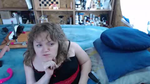 Snapshot of akindmodel chatting on October 3, 10:12 am Natalie online show from October 3, 10:12 am