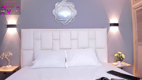 AKIRA online show from November 15, 3:59 am