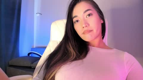 Akura is here 3 online show from November 27, 9:00 am