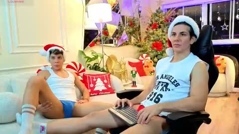 Snapshot of al_miko chatting on December 18, 12:38 am Al Fox Miko Fortuni online show from December 18, 12:38 am