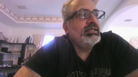 Snapshot of aladdin31673 chatting on January 10, 6:31 pm aladdin31673 online show from January 10, 6:31 pm