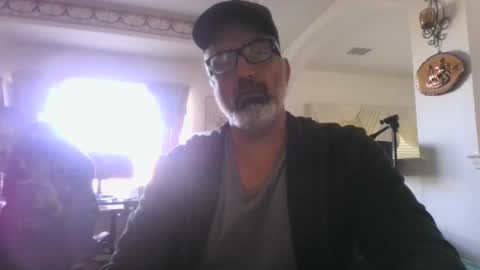 Snapshot of aladdin31673 chatting on February 21, 10:00 pm aladdin31673 online show from February 21, 10:00 pm