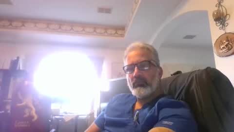 Snapshot of aladdin31673 chatting on March 3, 11:54 pm aladdin31673 online show from March 3, 11:54 pm