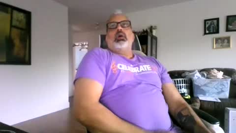 Snapshot of aladdin31673 chatting on July 18, 12:37 am aladdin31673 online show from July 18, 12:37 am