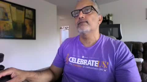 Snapshot of aladdin31673 chatting on July 30, 12:20 am aladdin31673 online show from July 30, 12:20 am