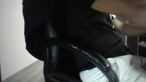 Snapshot of aladdin9607 chatting on May 31, 12:56 pm aladdin9607 online show from May 31, 12:56 pm