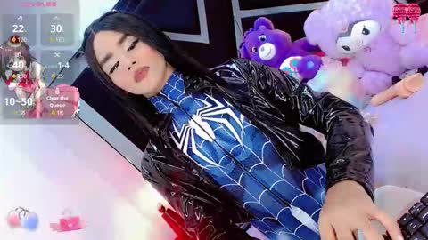 alahia_daboin online show from December 15, 7:34 am