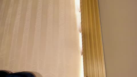 Snapshot of alahia_dangelo_ chatting on May 23, 5:39 pm ALAHIA online show from May 23, 5:39 pm