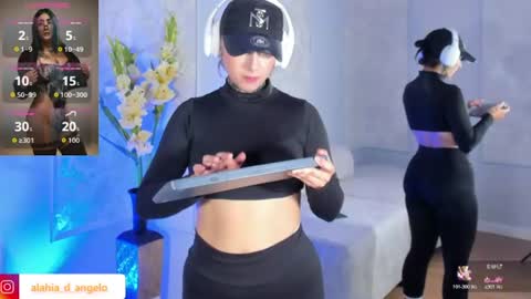 Snapshot of alahia_dangelo_ chatting on July 3, 5:52 pm ALAHIA online show from July 3, 5:52 pm