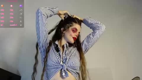           online show from October 31, 11:11 am